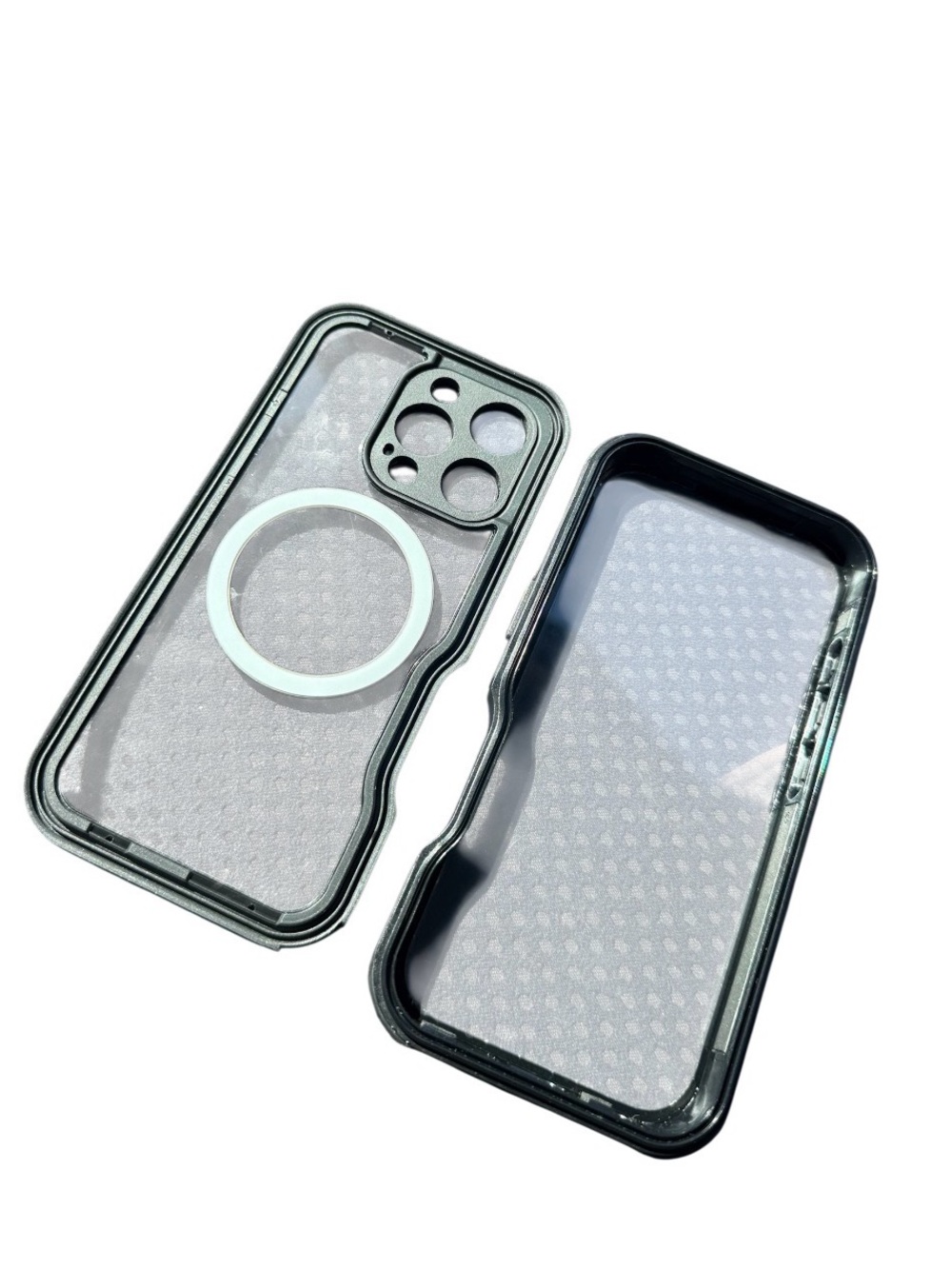 Clear Black waterproof Magnetic Wireless Charging Phone 16 pro Case